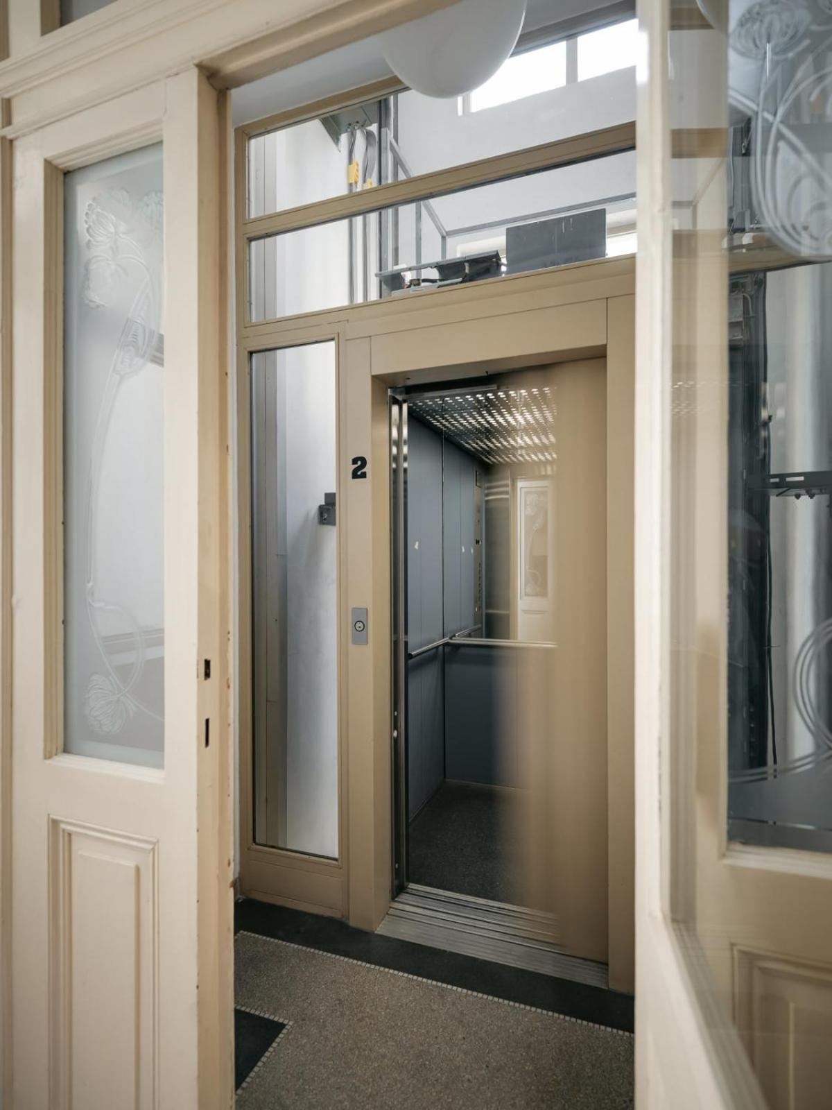 Comfortable And Cosy Apt A Few Steps From Dancing House And Naplavka Dance 프라하 외부 사진